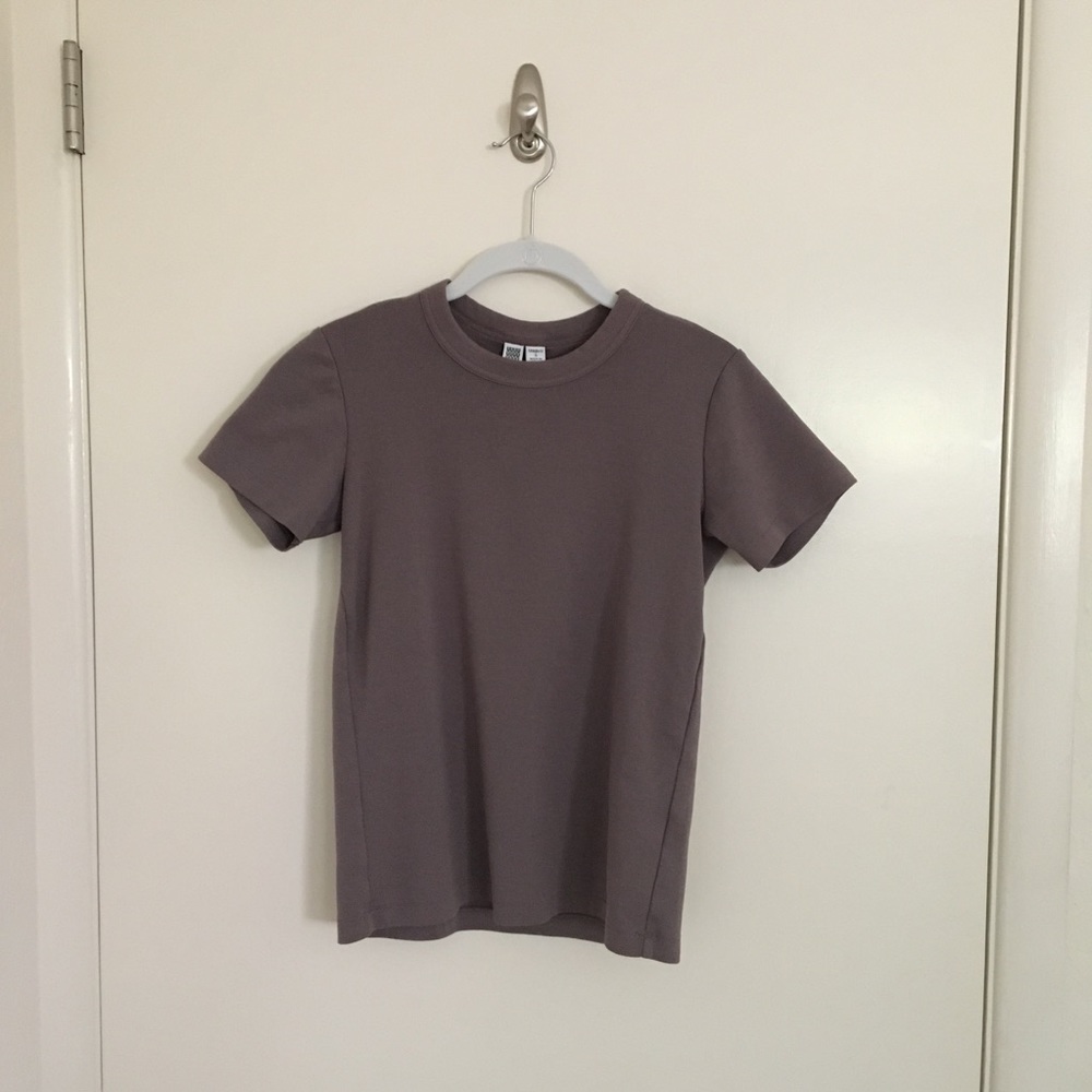 nwot uniqlo u purple t-shirt